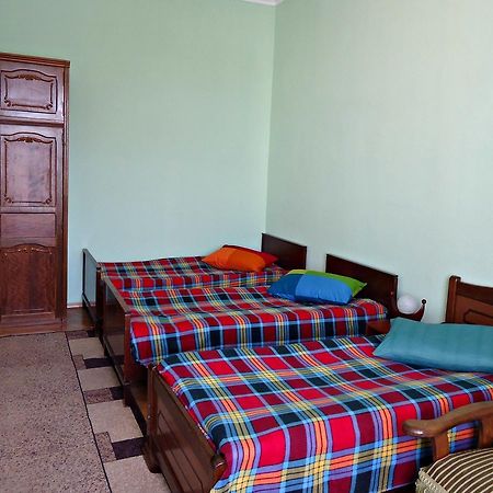 Albatros Bed & Breakfast Tbilisi Bagian luar foto