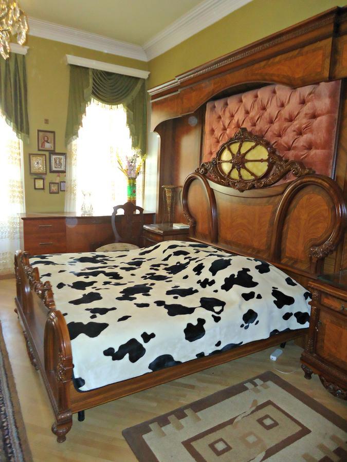 Albatros Bed & Breakfast Tbilisi Bagian luar foto