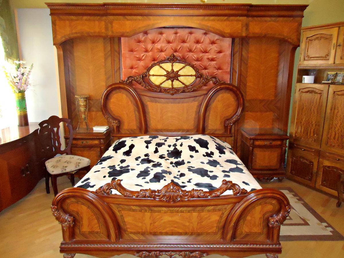 Albatros Bed & Breakfast Tbilisi Bagian luar foto